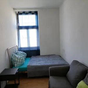 Appartement 131, Vienne